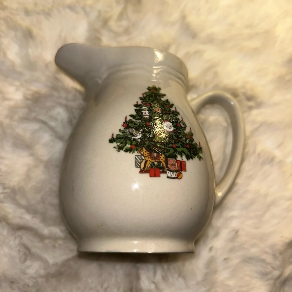 50%offW❤️ American Tree Vintage 1988 Ceramic Creamer pitcher   Christmas P04